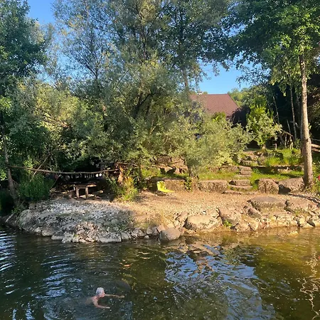 River Hideaway * Cazin